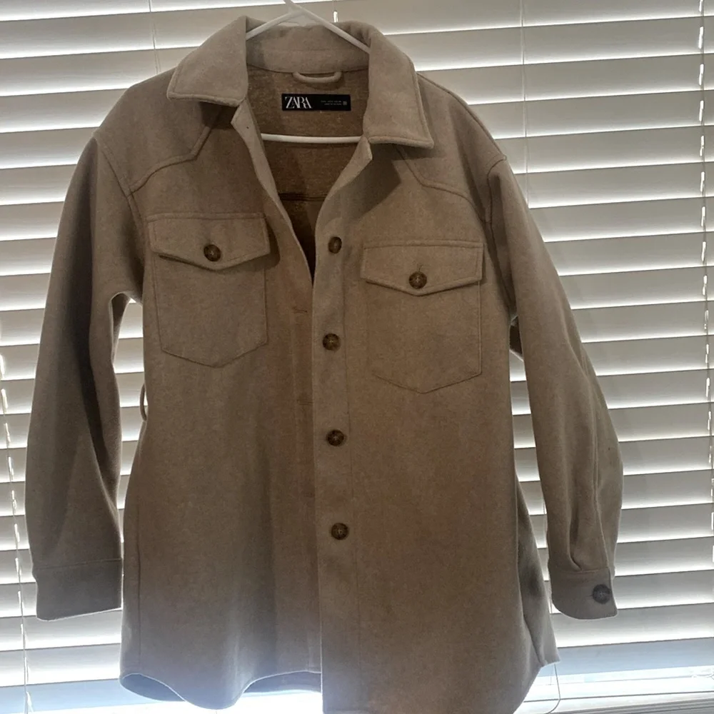 Wool coat - Picture 1 of 4